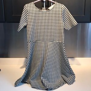 HM girls houndstooth dress size 6-8